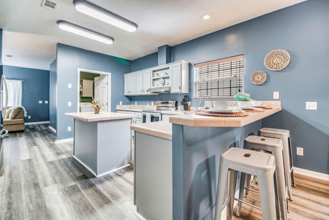 Cam'S Coastal Cottage- Nas Pensacola, Close To Beach 外观 照片
